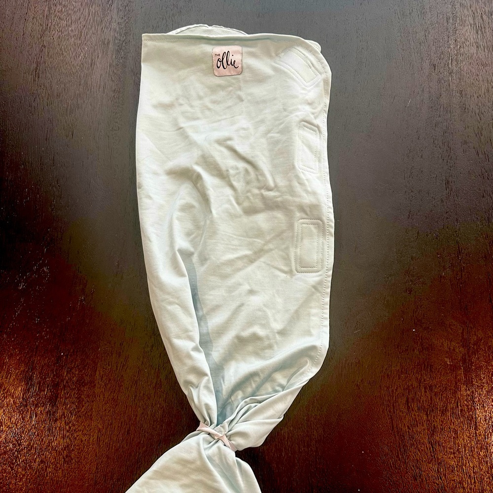 Ollie Swaddle Light Blue